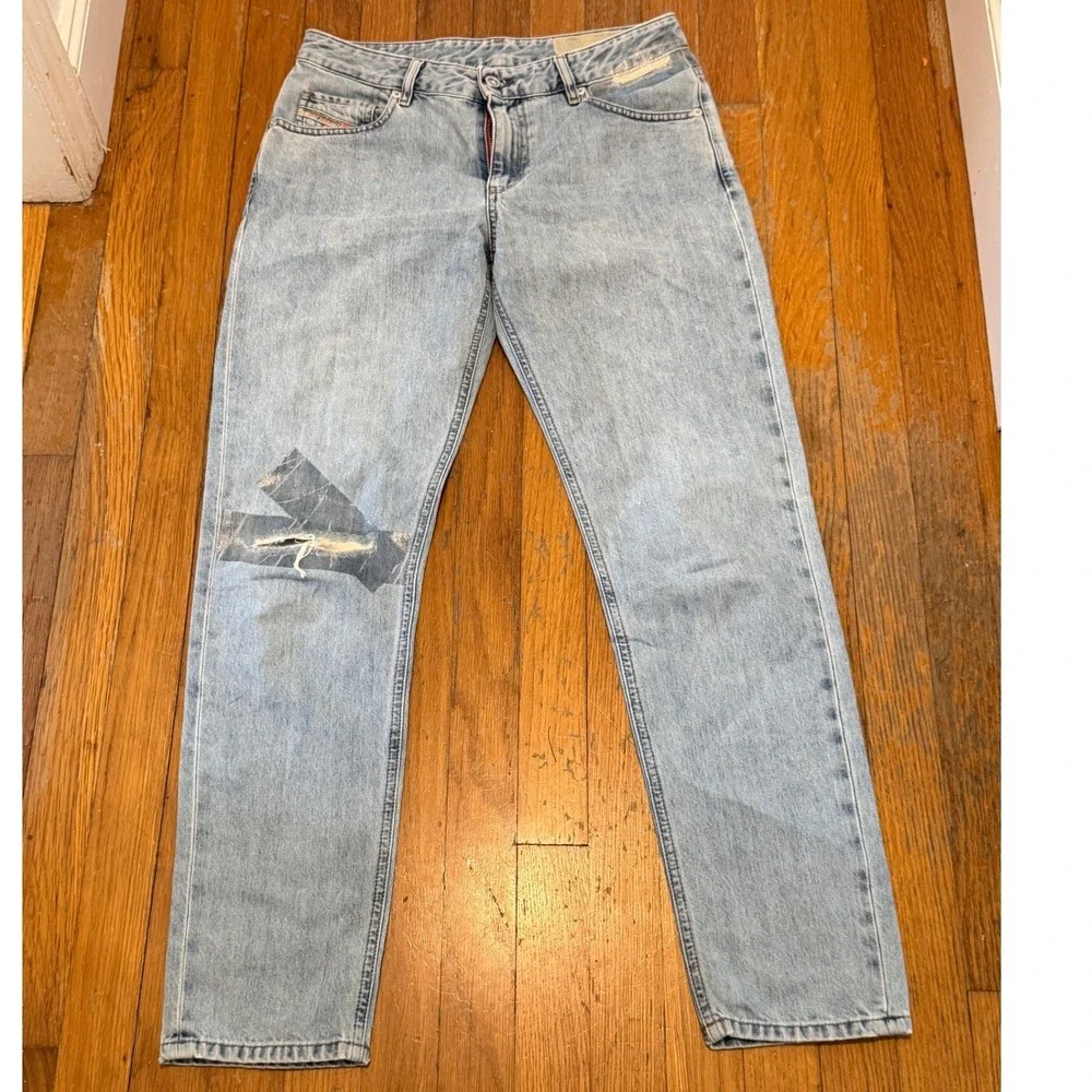 Diesel Arekkol Regular Straight Jeans Mens Light Wash Distressed W28